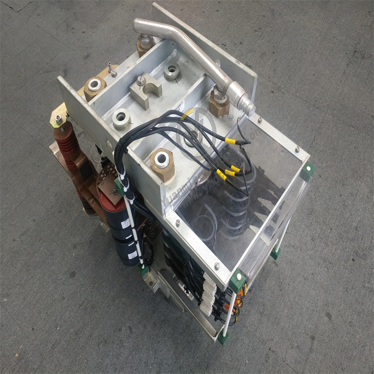 S-073N 3BHB009884R5211 (4).jpg